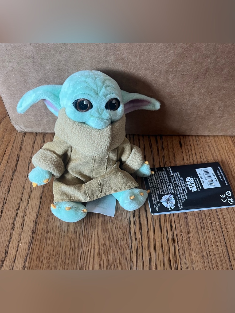 Star Wars Plush The Child w/ Magnet- Light Green with Tan Robe NWT